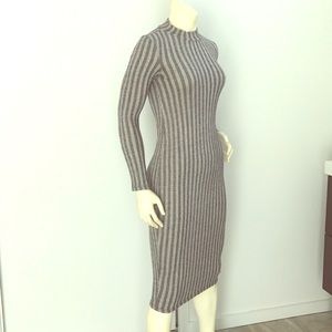 Long pass the knee ZARA dress